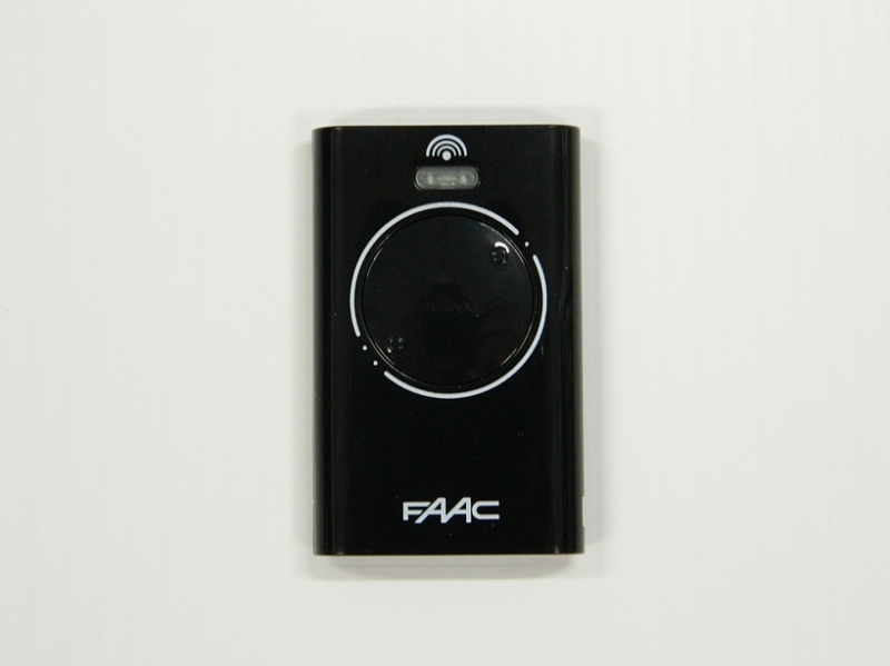 Dálkový ovládač FAAC XT02 SLH LR černý